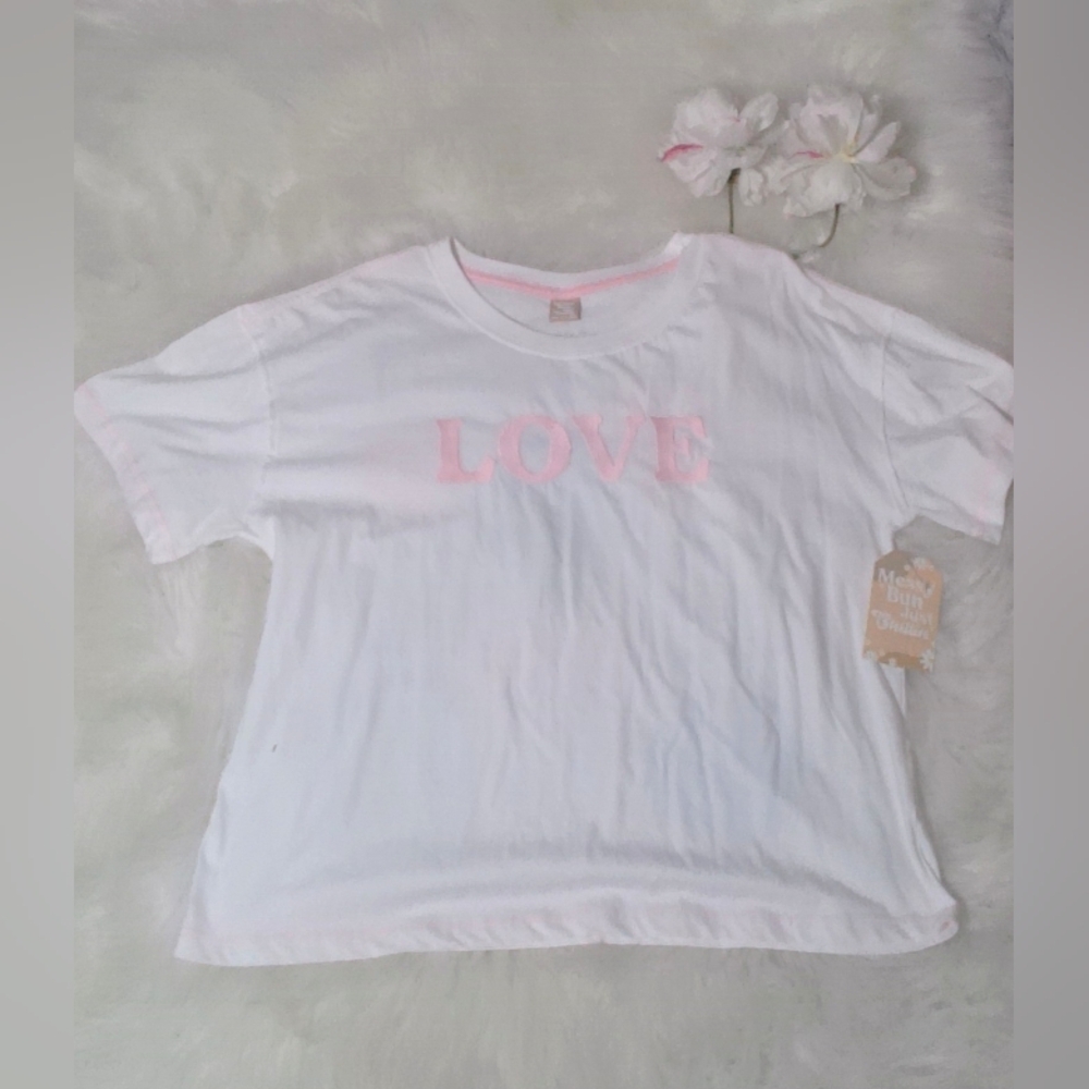 Women's Bride Themed Graphic Size M NWT